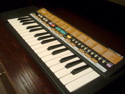 Синтезатор Yamaha PSS-9 (детский/для начинающих)